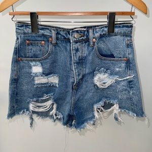 Signature8 Distressed Denim Shorts,‎ Size M